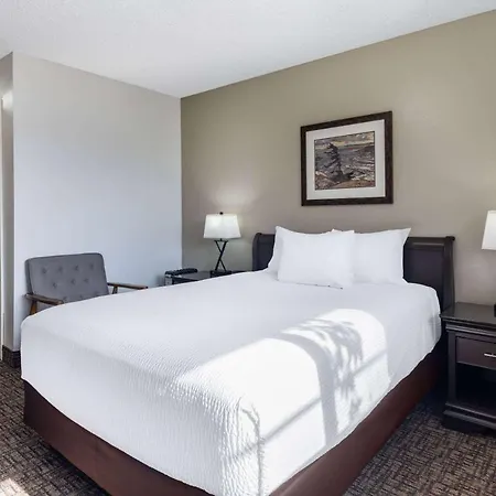 Ramada By Wyndham Juneau Exterior photo