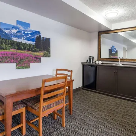Ramada By Wyndham Juneau Exterior photo