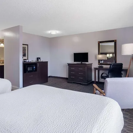 Ramada By Wyndham Juneau Exterior photo